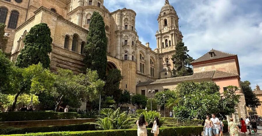 Ultimate Malaga: History and Tapas All Included - The Roman Theater and Málaga’s oldest layers