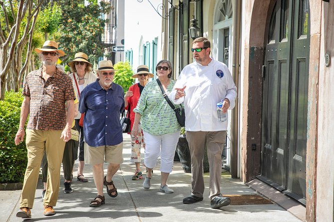 Undiscovered Charleston: Half Day Food, Wine & History Tour with Cooking Class - From the sidewalk to the stove