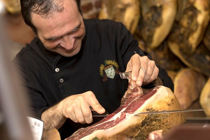 Valencia's Greatest Food, History & Culture Tour - Croquetas, an aperitif, and the Basilica finish