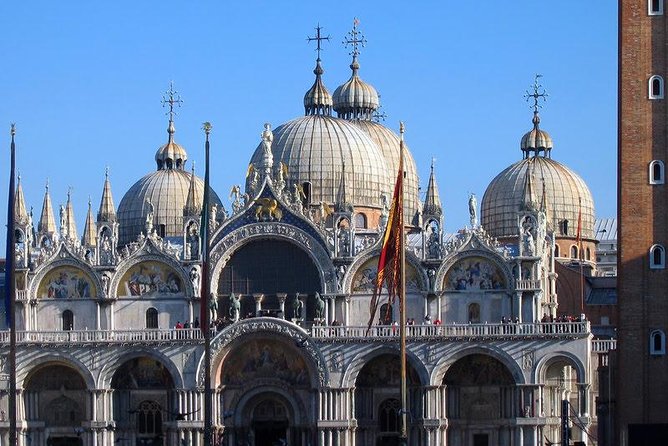 Venice's Best: Basilica, Doge's Palace, Gondola & History Gallery - Timing, comfort, and practical planning