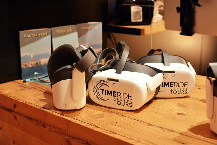 Venice: St. Mark's Basilica Guided Tour & VR History Intro - Who should book this experience?