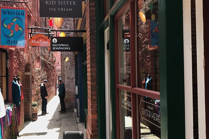 Victoria Guided Food and History Tour - Market Square and Old Town stories
