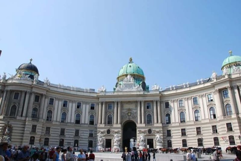 Vienna: Essential History Walking Tour - Starting at Michaelerplatz with Vienna’s Roman past