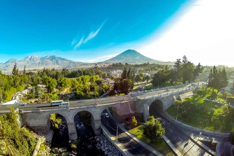 Walking tour in the Historic Center of Arequipa - San Lazaro recalls Arequipa’s first settlement