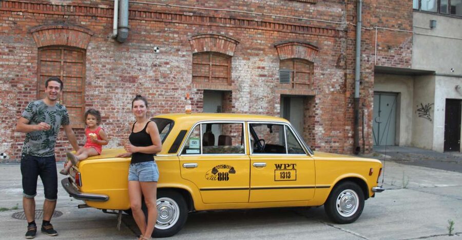 Warsaw: Historic Private Tour in Retro Fiat - Starting in Warsaw’s rebuilt Old Town