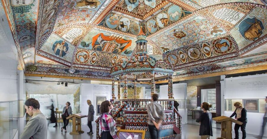Warsaw: POLIN Museum of the History of Polish Jews Ticket - The wooden synagogue and the power of place