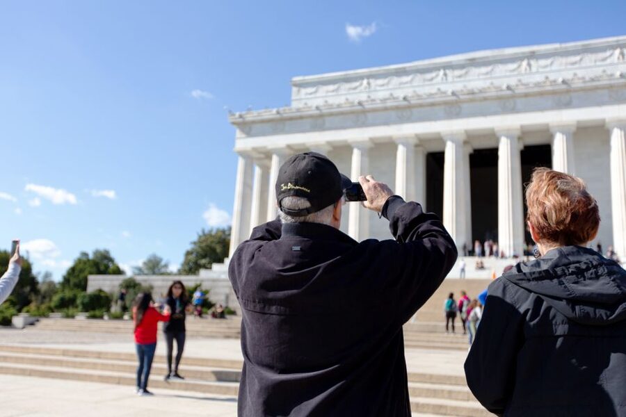 Washington, DC: African American History Tour & Museum Entry - Frederick Douglass and Lincoln Park
