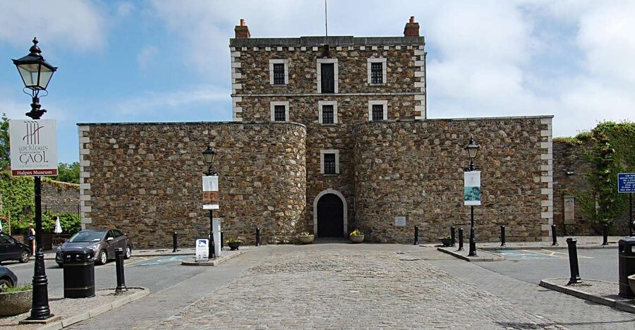 Wicklow Historic Gaol: 1-Hour Tour - Entering Wicklow Gaol Through the Gates of Hell
