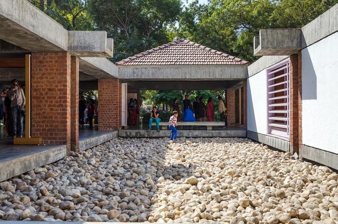 World heritage Ahmedabad city tour in private car with guide and lunch - Starting at Sabarmati Ashram and Gandhi’s Salt March