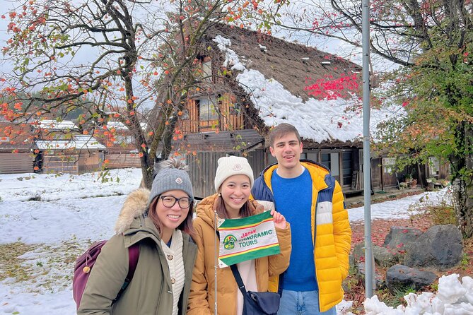 World Heritage Shirakawa-go and Experience Tours from Kanazawa - Ogimachi Castle Old Site Observatory