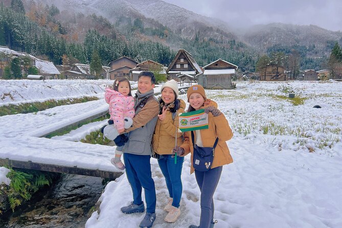 World Heritage Shirakawa-go and Experience Tours from Kanazawa - Wagashi, Daruma painting, and gold leaf