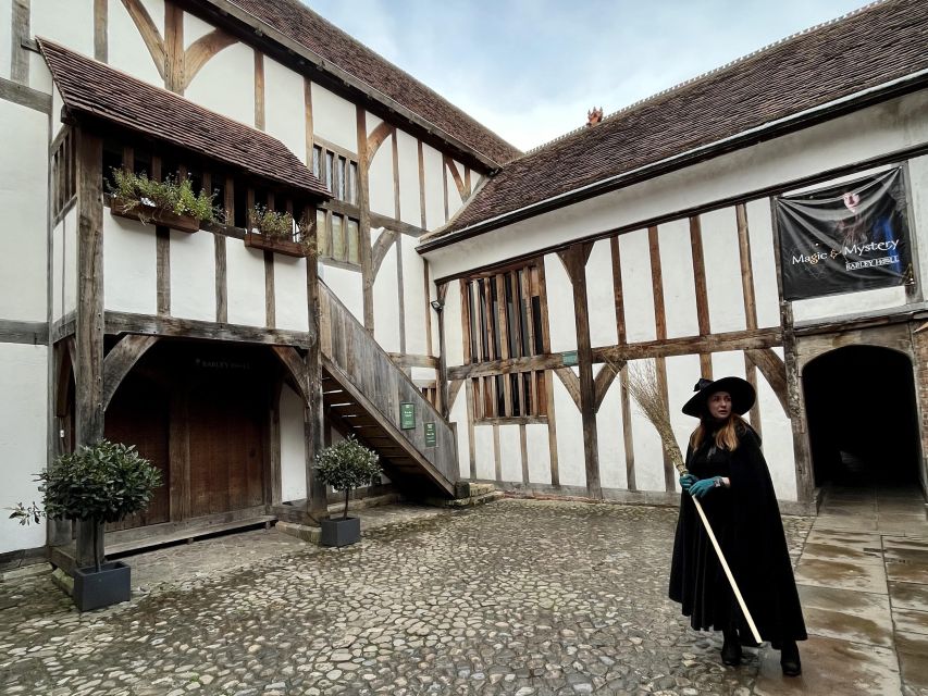 York: Witches and History Old Town Walking Tour - What the tour gets right