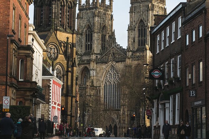 York Witches and History Walking Tour - Starting at York’s shortest street