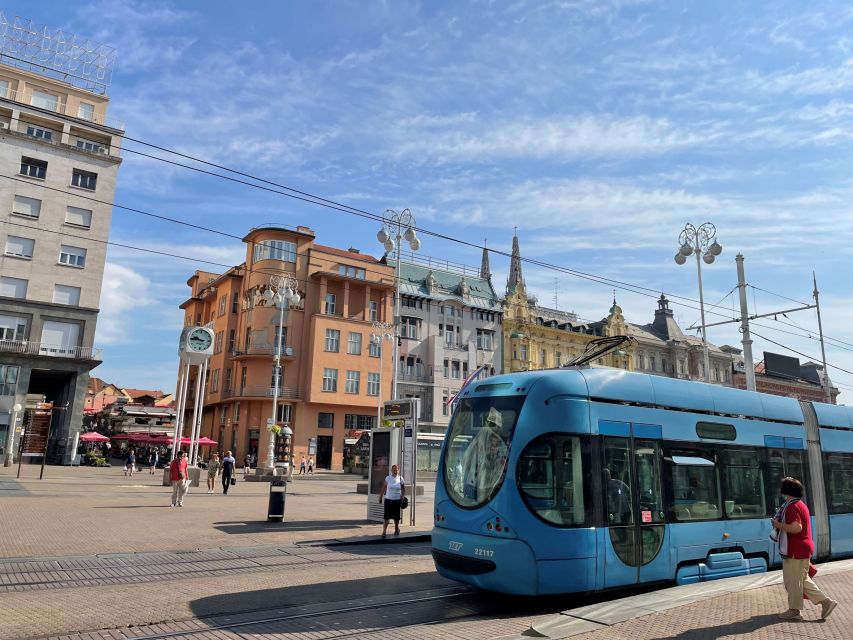 Zagreb: City & History Walking Tour & WW2 Tunnels - Dolac Market, Zagreb’s everyday meeting place