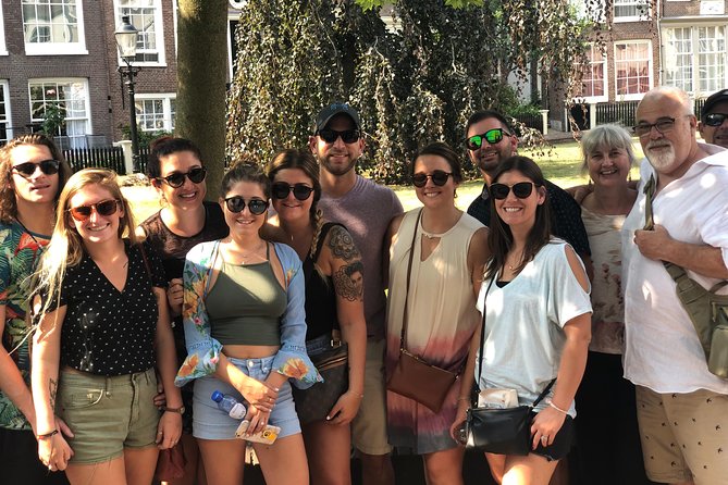 Zen Amsterdam Tour : Alternative History and High Experiences - The floating Bloemenmarkt and possible cheese